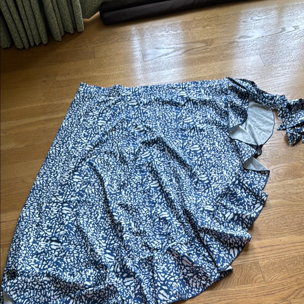 Blue and White Patterned Skirt